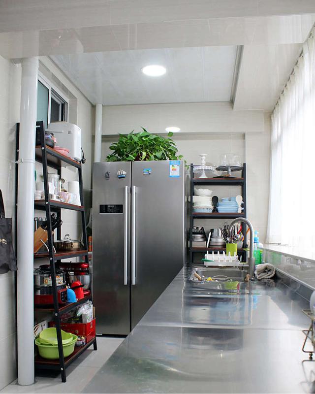 廚房不銹鋼臺面用了8年，告訴你究竟好不好，很多人都想錯了